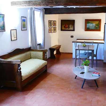 אכסניה Cammino Nel *